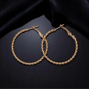 Vintage CLASSIC Hoop Earrings Twisted Rope Design 4cm / 1.5”